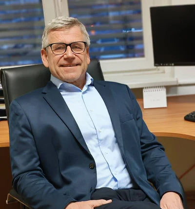 Dr. Domen Miller